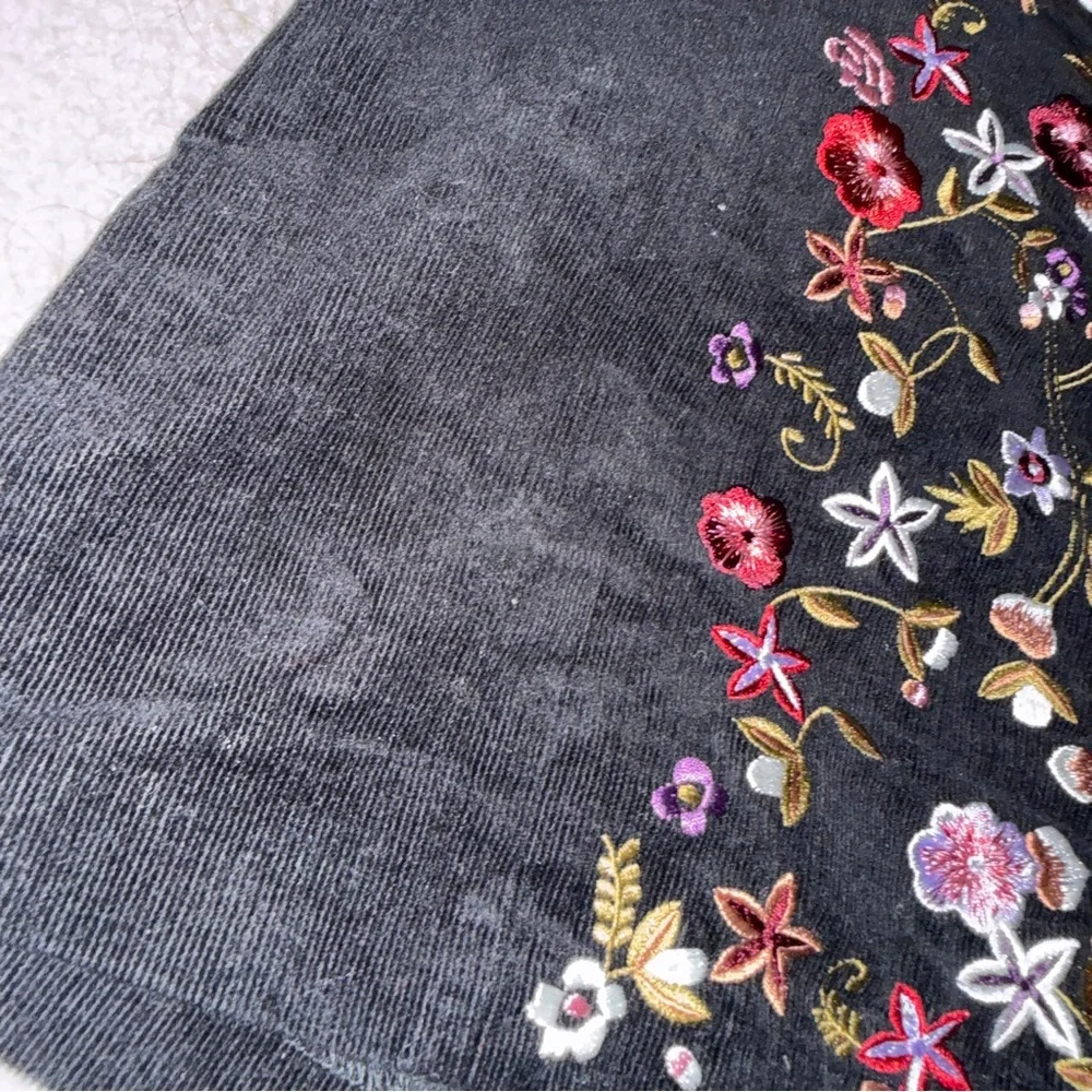 Vtg Betsey johnson skirt 8 corduroy mini floral embroidery - Picture 3 of 8